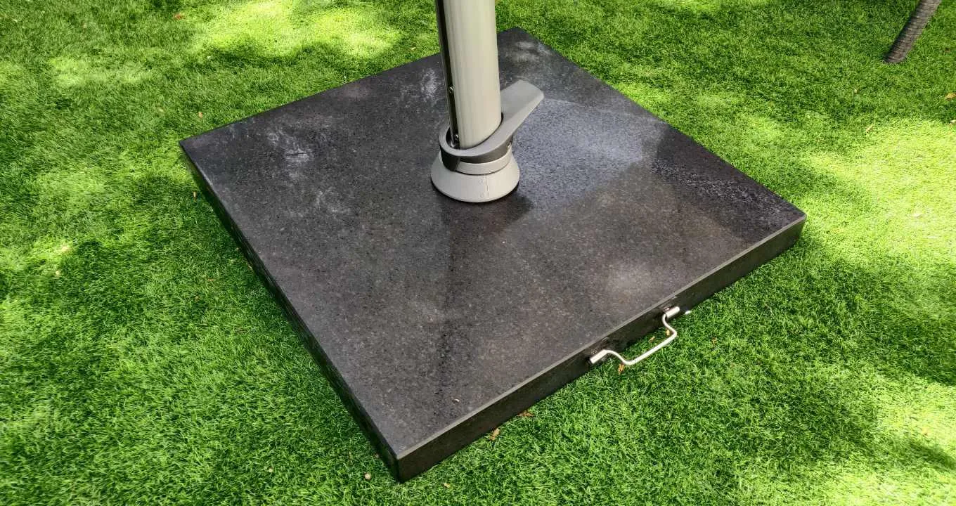 Granite umbrella base