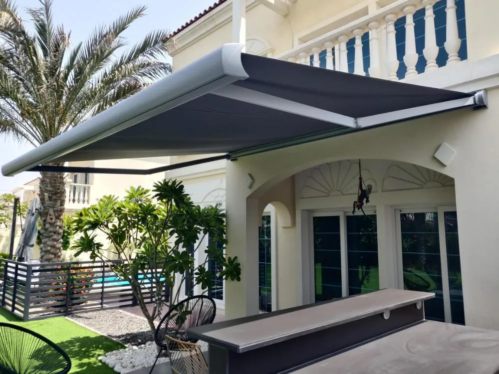 Splenbox 400 awning